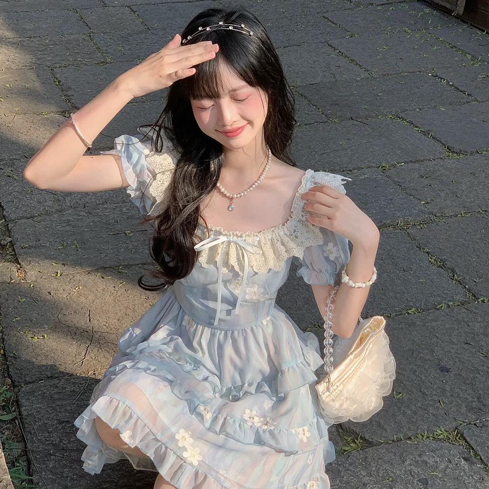 Blue square neck lace edge dress summer design sense heavy industry floral puff dress girls vacation skirt