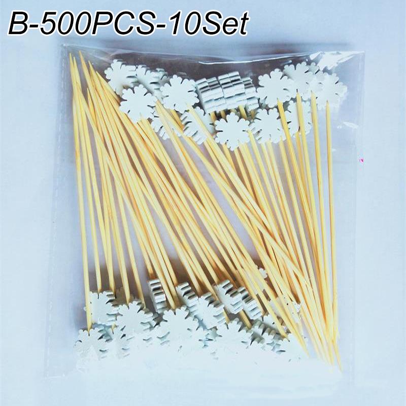 50Pcs/set Christmas Fruit Sticks Disposable Bamboo Sticks Snowflake Christmas Tree Elk Santa Claus Snowman Sticks Xmas Ornaments