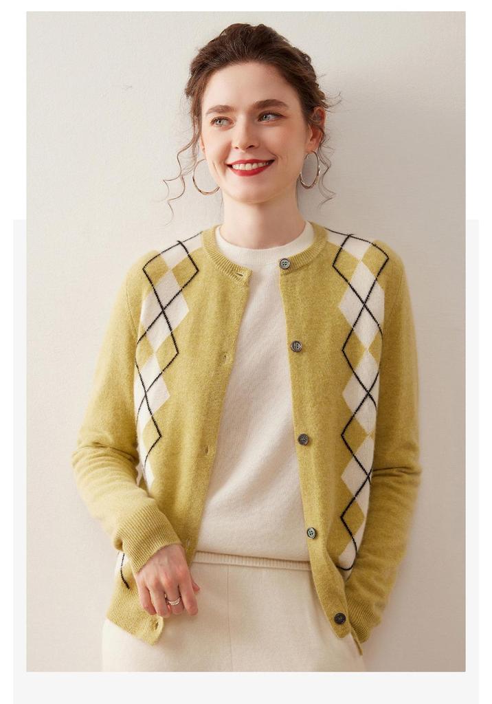 Women's Retro Diamond Pattern Cashmere Cardigan - Single-breasted, Round Neck, Warm Sweater for Autumn and Winter