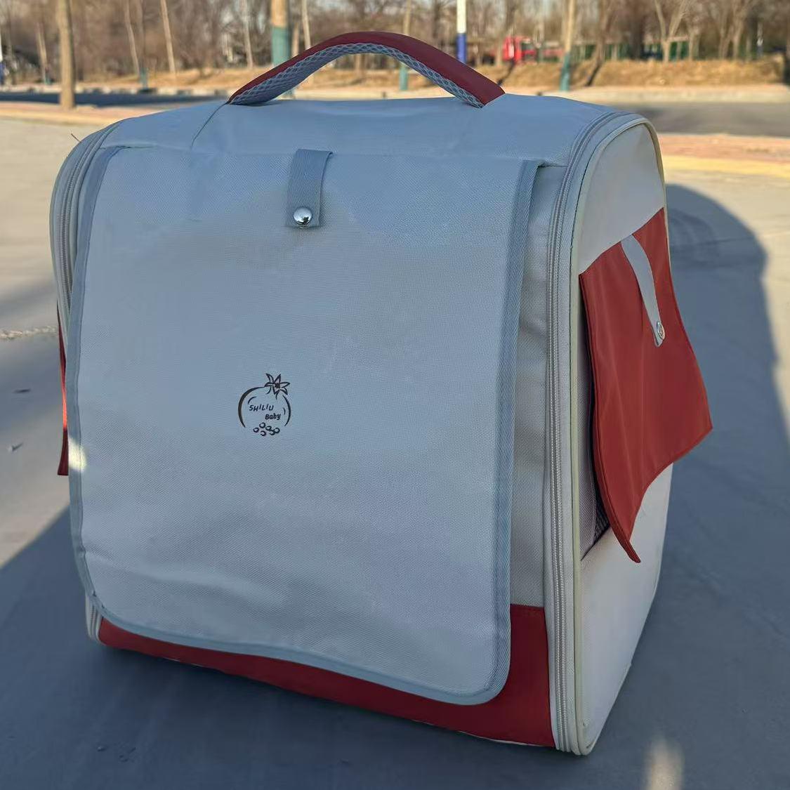 

Foldable Light-Blocking Pet Carrier: Double Shoulder Bag for Cats & Dogs - Japanese Korean Style, Breathable, Portable for Travel