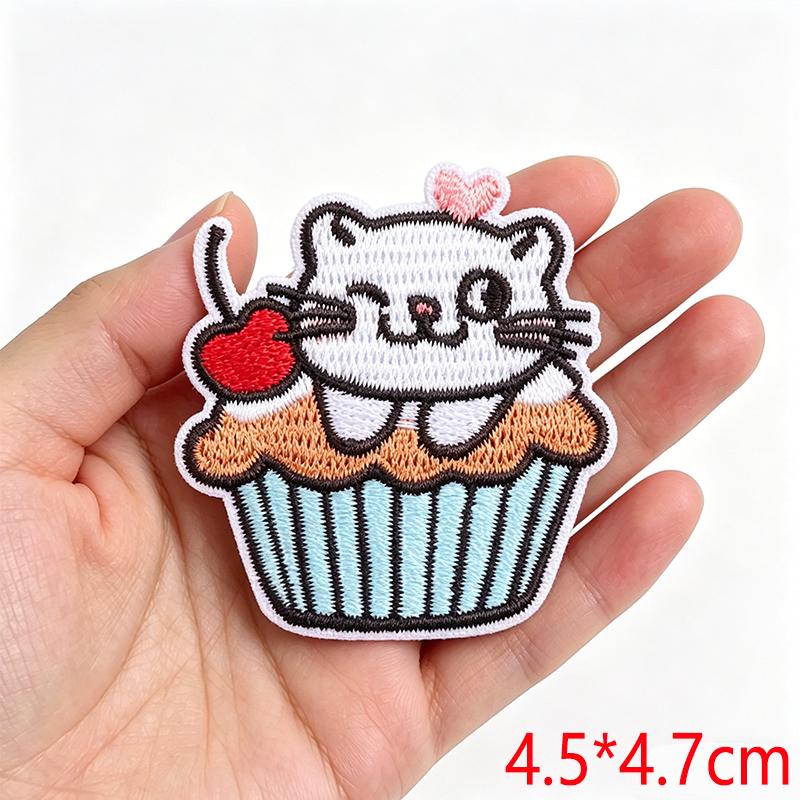 Cartoon Cute Small Animal Embroidered Iron On Patch DIY for Hats Jeans Backpack Clothing Sew Sticker Decoration Cap