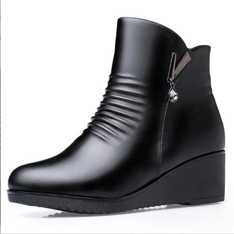 Fashion Winter Mothers Shoes Wedges Boots Women Large Size Non-slip Women's Snow Boots Genuine Leather Warm Women's Ankle Boots