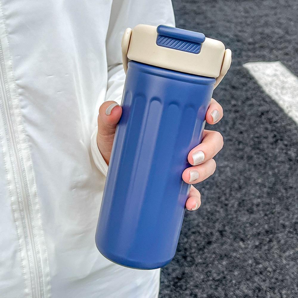 High-Capacity Stainless Steel Thermos Cup Insulation Or Cooling Straw Travel Cup  Outdoors