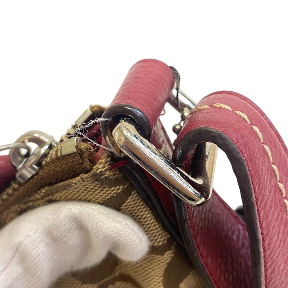 COACH F24032 Turn lock Signature canvas Shoulder Bag beige canvas Used