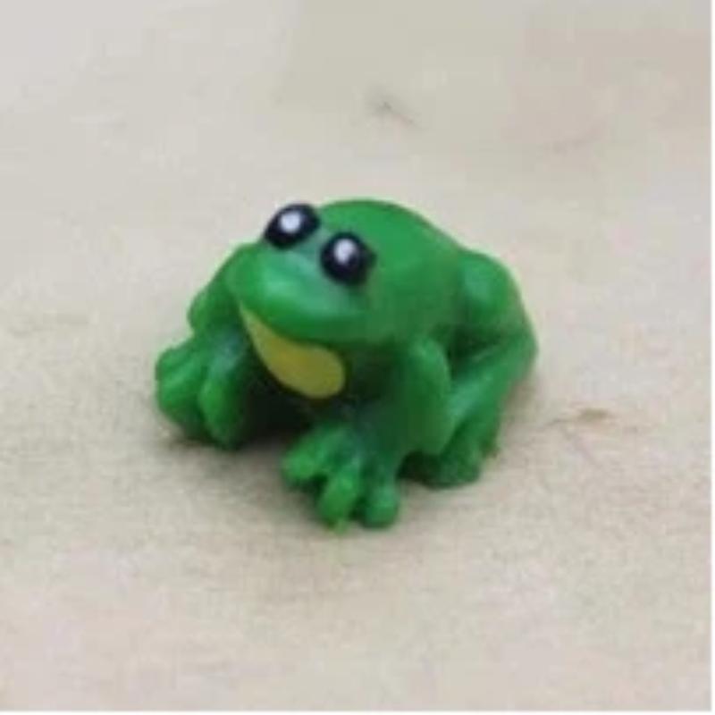 10Pcs Resin Miniature Mini Tiny Green Frog Figurines Dollhouse Decor Scenes