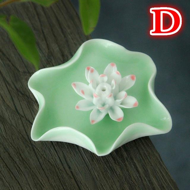Handmade Ceramic Crafts Lotus Incense Base Aromatherapy Burner Sandalwood Stick Incense Holder for Living Room Home Decor
