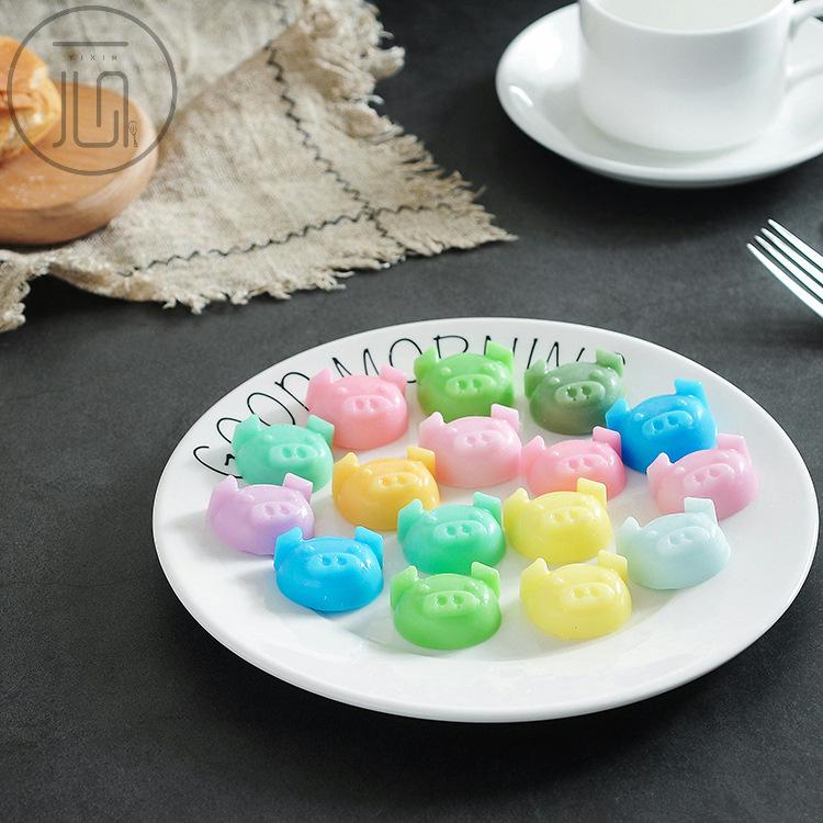 16 Even Cartoon Expression Pig Head Silicone Chocolate Mold Ice Mold Mold Aroma Plaster Mold DIY