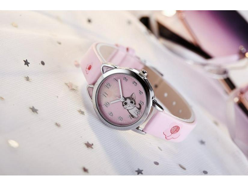 Stylish Kids' Leather Strap Quartz Watch for Girls and Boys