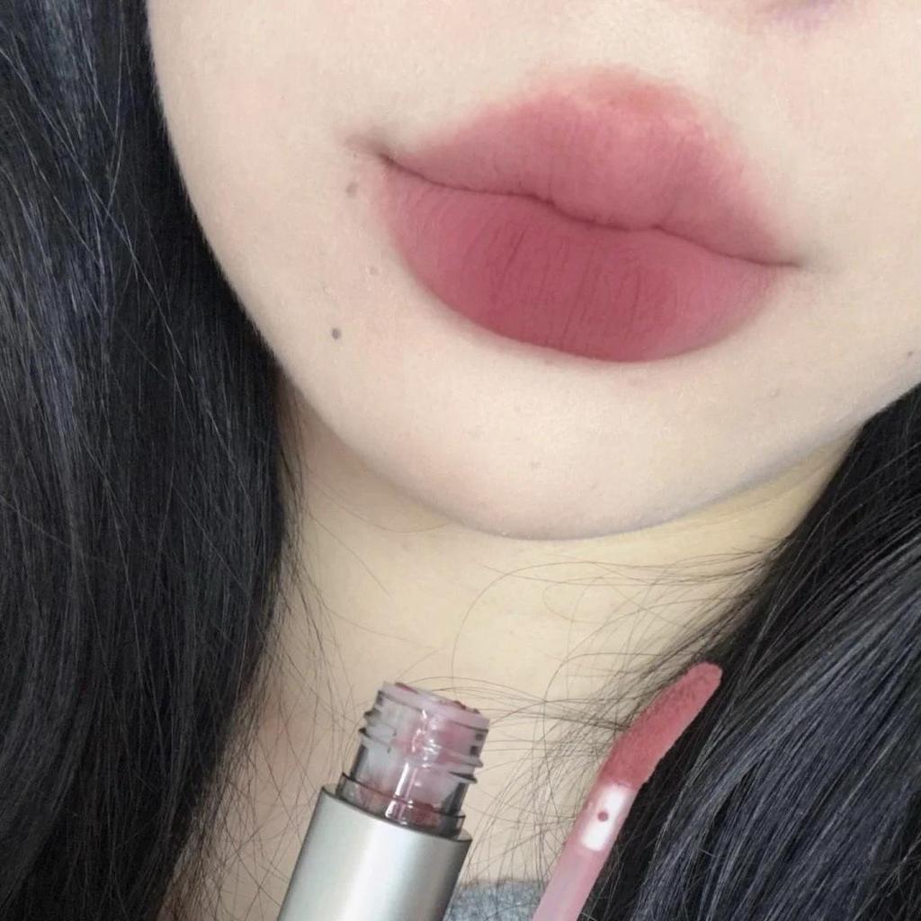 DIXI Velvet Matte Lip Glaze In Soft Milk Tea Shade