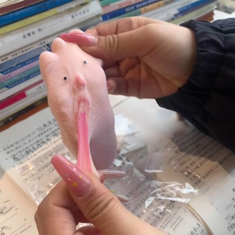 Spitting Tongue Big Feet Pinching Toy Relieving Stress Decompression Toy Venting L1T5