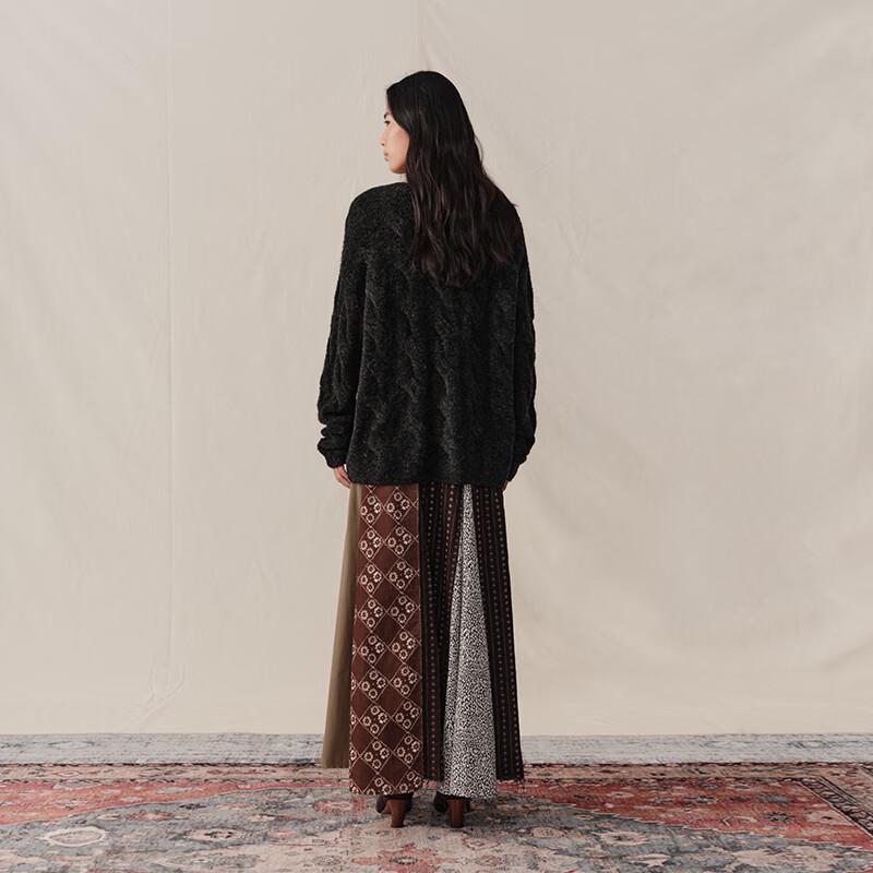 GREEN BELT Winter 2025 Loose Black Hooded Cable Knit Pullover Sweater