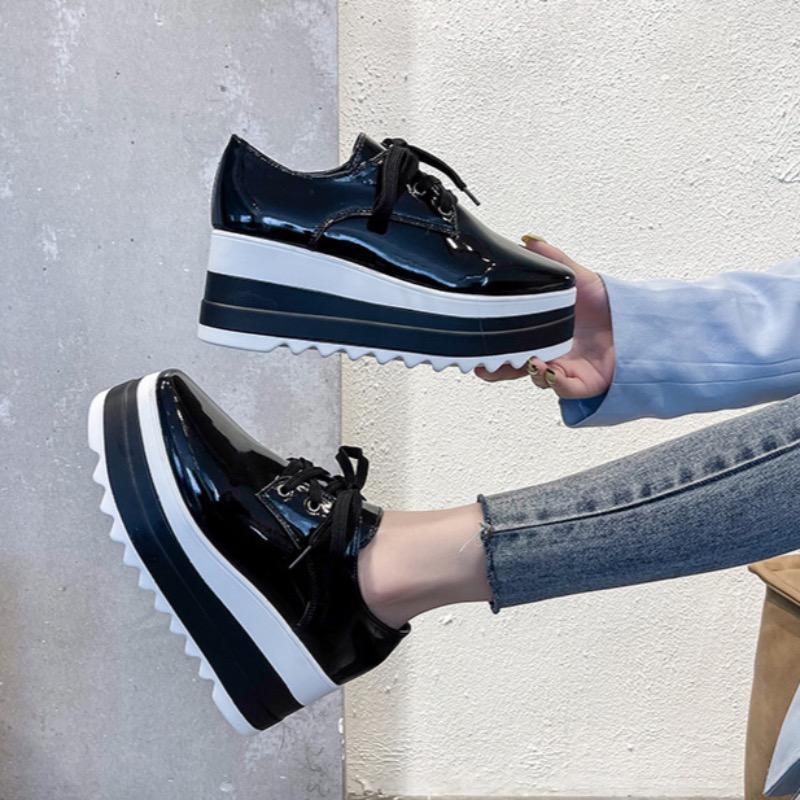 Fashion 2025Women's Thick-soled Sneakers Luxury Leather Casual Shoes Designer Platform Height Increasing Shoes for Women Lace Up Loafers