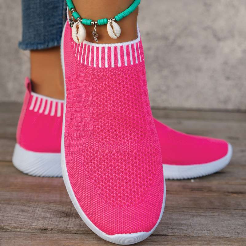 

2025 new spring and autumn women s shoes versatile and comfortable casual flying woven deep mesh sports casual shoes running large size 40 розы красного