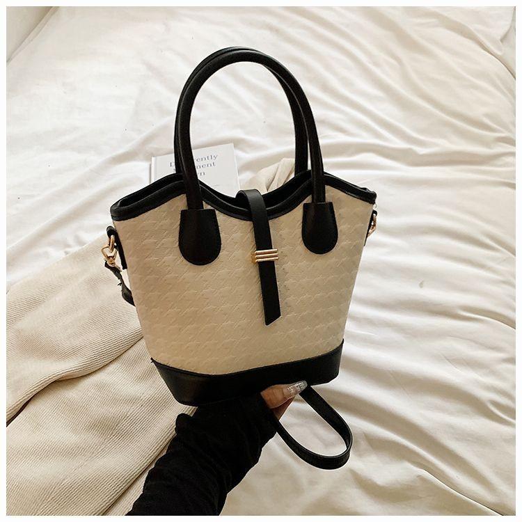 Ielgy Ladies Spring Summer Large-Capacity Simple Fashion Handbag Can Be Cross-Body