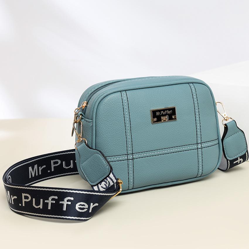 

Женская сумка 2025 года, осень, новая, простая, персонализированная, маленькая, квадратная сумка с надписью, широкополосная, сумка-мессенджер для мобильного телефона