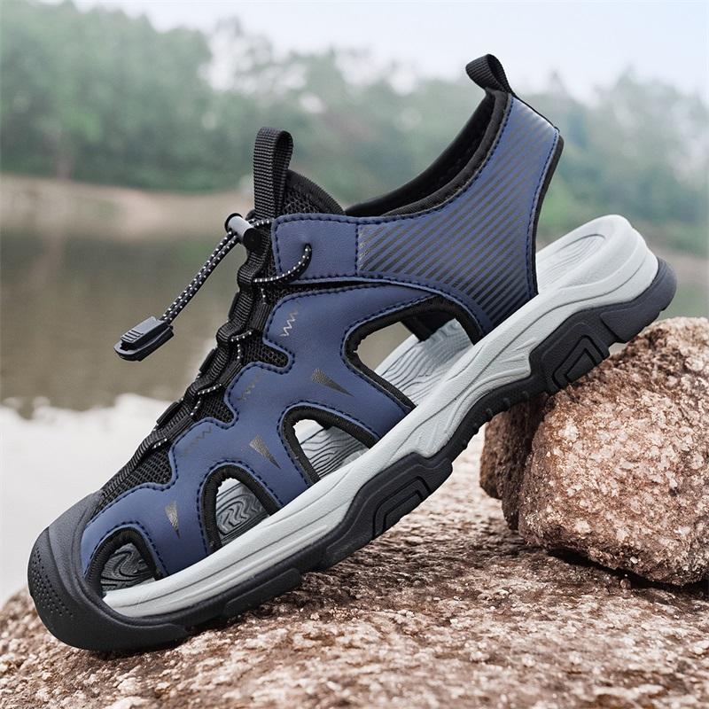Fashion 2025 Genuine Leather Men's Sandals High-quality Comfy Outdoor Non-slip Beach Shoes Sneakers  Hot Sale Men Walking Travel Shoes