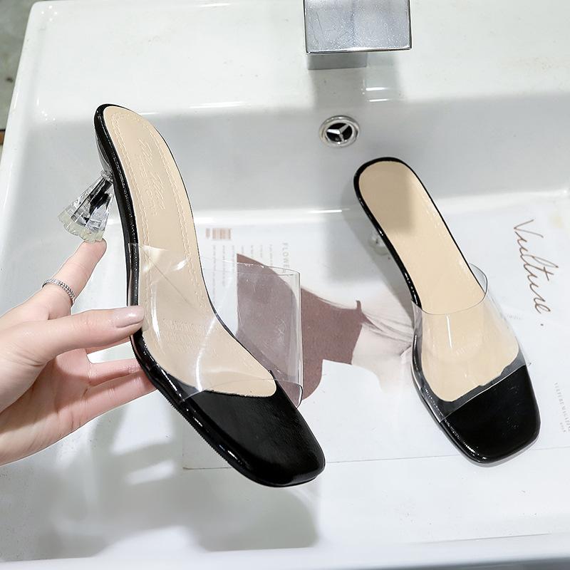 Transparent Slippers Women's High Heels 2025 New Summer Niche Design Sense One Word with Crystal Thick Heel Sandals