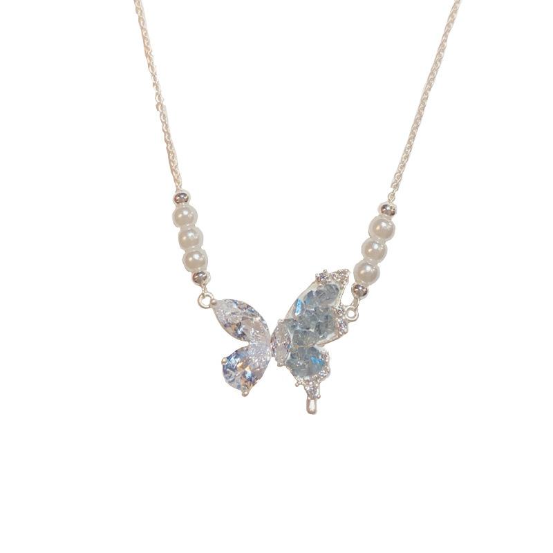 Female Fashion Light Luxury Niche Butterfly Necklace