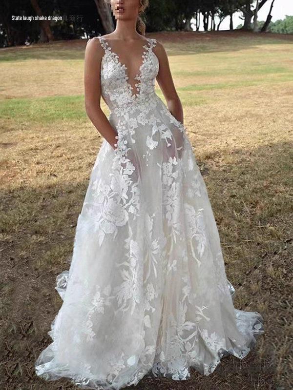 European and American Women's Puffy Lace Wedding Gown - Sexy White Strappy Bridesmaid Dress