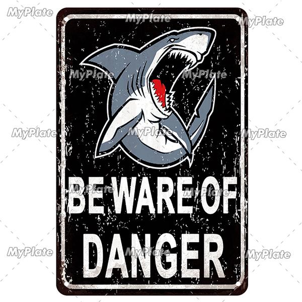 

[MyPlate] Вінтажне Попередження Акула Море Пляж Постер Металева Табличка Олово Знак Настінний Ремесло Декор Для Дому Табличка 20x30cm（7.8x11.8inch）
