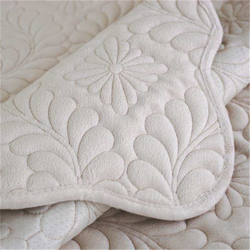 Kočka Pet Pohovka Podložka Univerzální Protiskluzový Potah na Pohovku Bavlna Samet Plyš Pratelný Ručník na Gauč Potahy na Pohovku Do Obývacího Pokoje