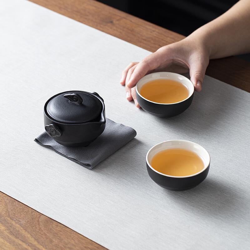 Auspicious Cloud Ceramic Portable Tea Set