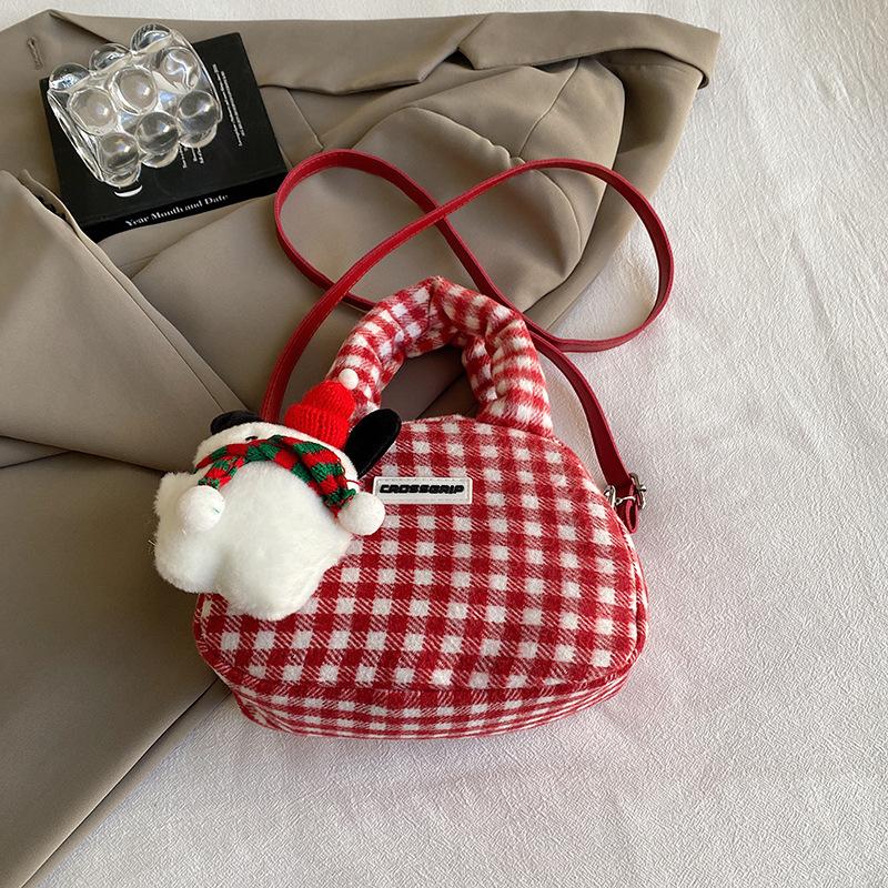 Cute plush bag women's 2025 autumn and winter new sweet and cool oblique span bag Christmas original portable shoulder bowling bag