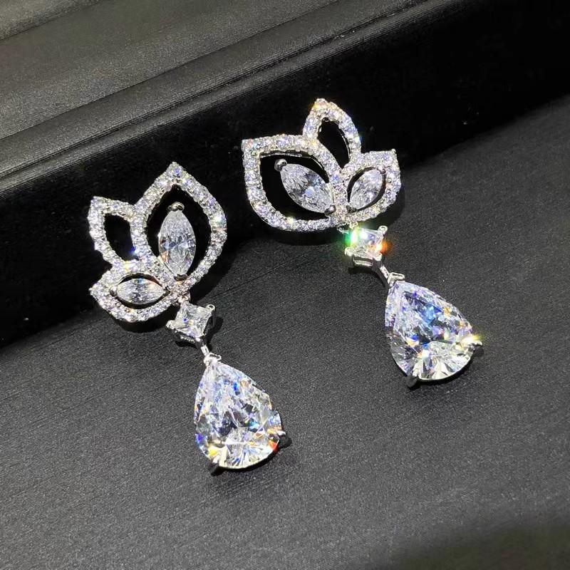 Water Drop Design Earrings, Geometric Zircon Light Luxury Jewelry, Fashionable Hot-Selling Earrings