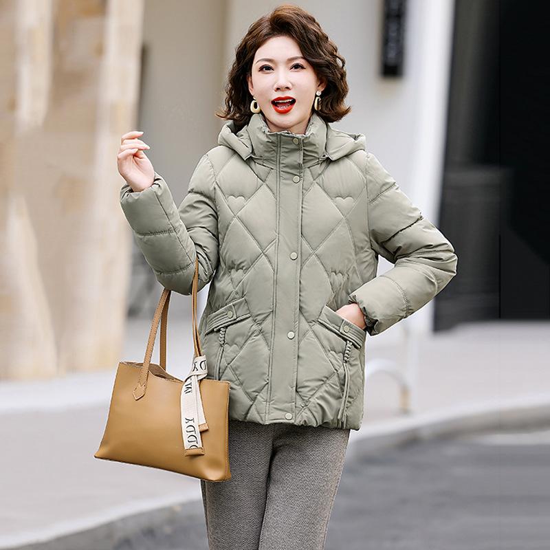 2026 Winter Thickened and Warm Down Padded Jacket Women's Short Cotton Jacket Loose New Padded Jacket