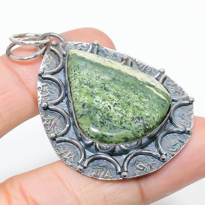 Anhänger aus 925er Sterlingsilber mit natürlichem gebändertem grünem Opal-Edelstein, 5,7 cm, l0H72
