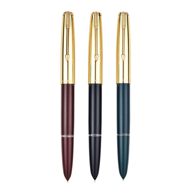 Penna stilografica Hero 616 Media con Assorbimento d'inchiostro a Pressione e Pennino Oro-Iridio, Corpo in Plastica, Edizione Speciale per Studenti.