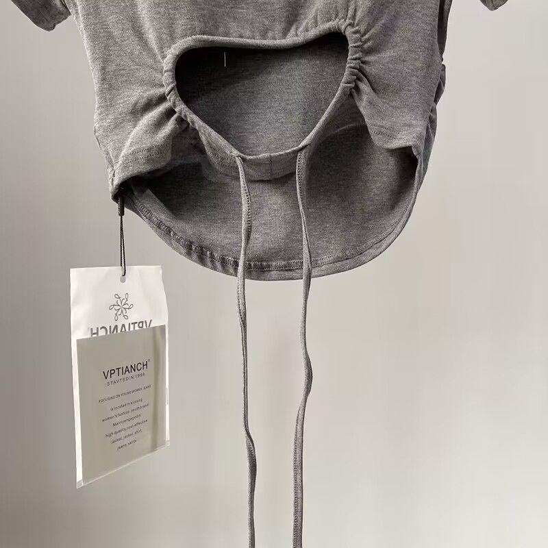 T-shirt sexy con design a cinturino scoperto sulla schiena, a maniche corte, da donna, estiva sottile europea e americana, a collo mezzo alto, top con ombelico scoperto