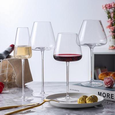 Set di calici da vino e champagne in cristallo bordeaux fatti a mano