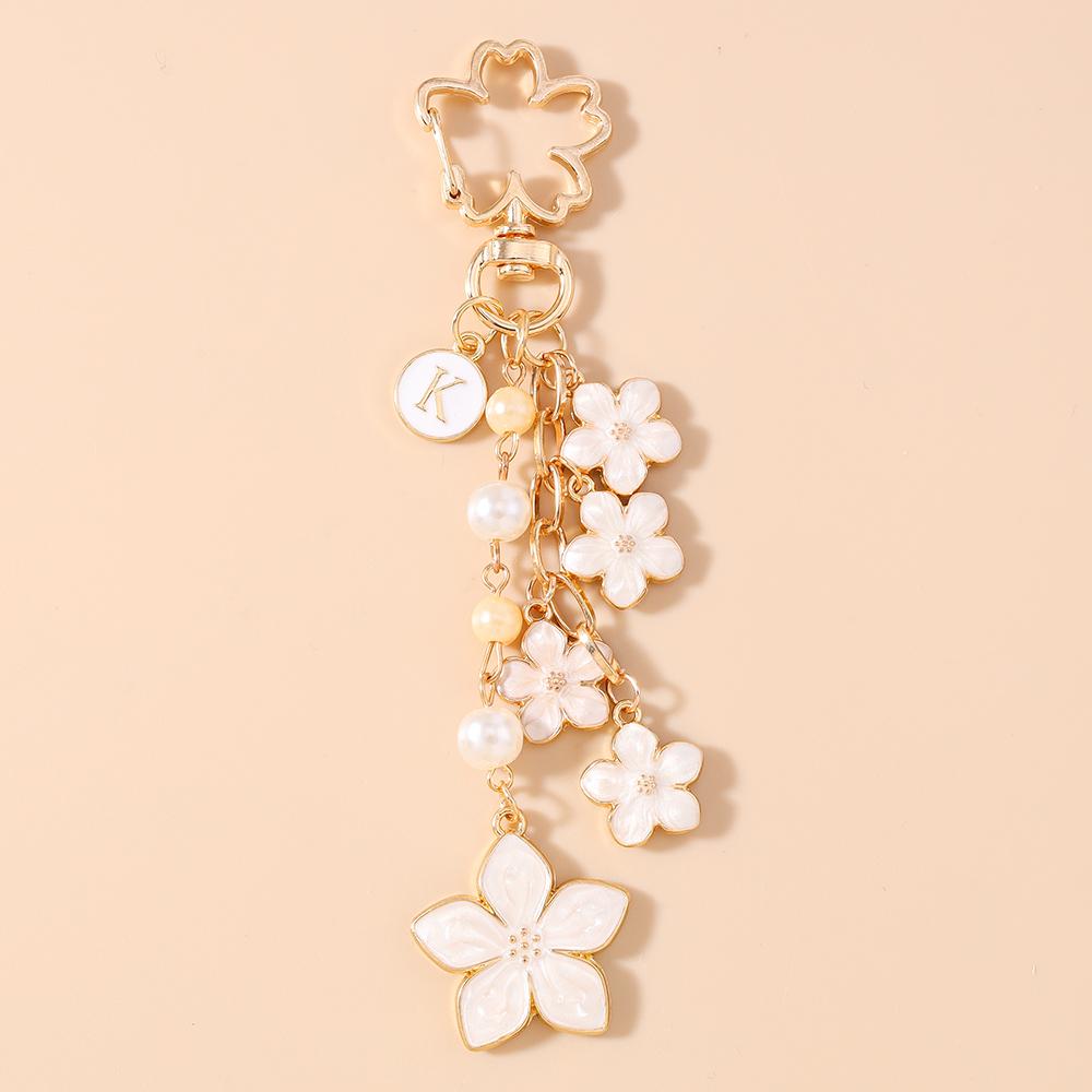 Fashion Enamel Flower Keychain Women Girls Pearl Key Ring Pendant for Handbag DIY Key Chain Jewelry Gift