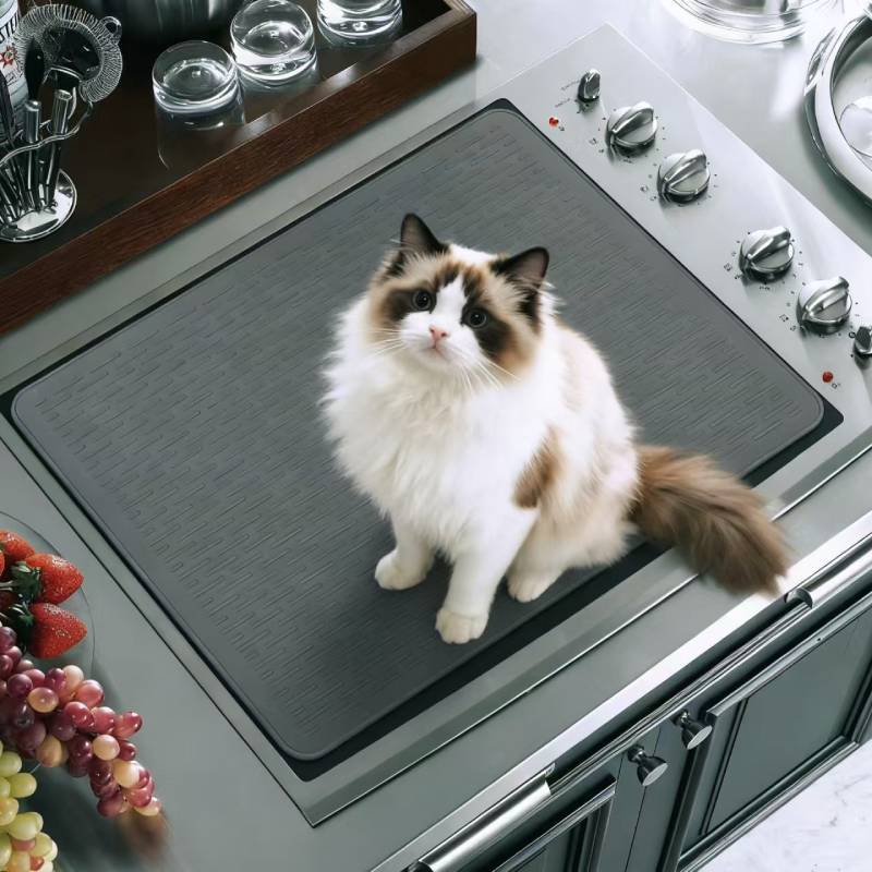 Silicone Stove Mat With Water Drainage For Kitchen Countertop Protection