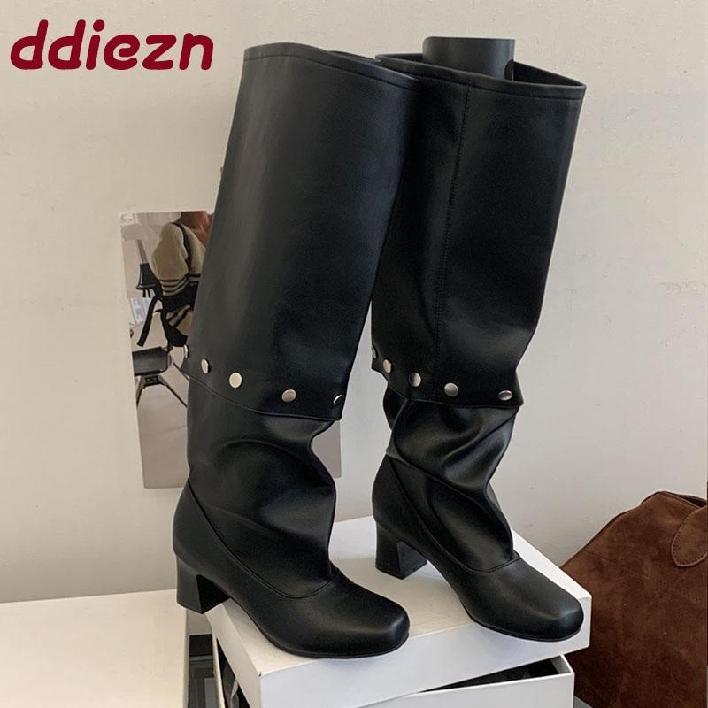Fashion Female Square Heels Modern Ladies Knee High Boots Shoes Fashion Rivet Women Western Long Boots Pumps Shoes New Autumn Winter