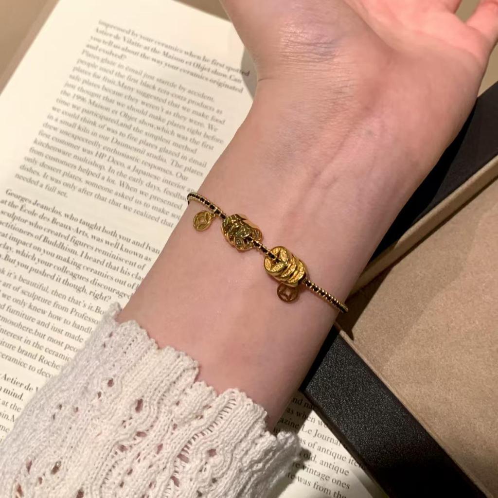 18k Gold-Plated Zircon Coin Bracelet: Elegant, Retro-Chic Chinese Jewelry