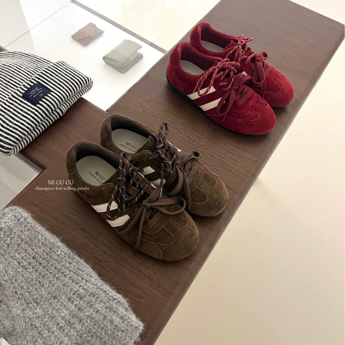 

2025 autumn and winter new round head matte leather lace-up sports and leisure women s single shoes versatile mountaineering running shoes 39 красный