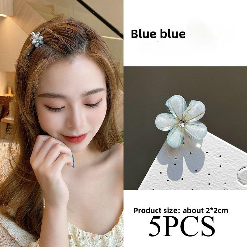 

5/10PCS.Spring camellia hollow small claw clips for kids. Minimalist floral design, durable metal texture, secures bangs well. ONE SIZE FITS MOST&METAL