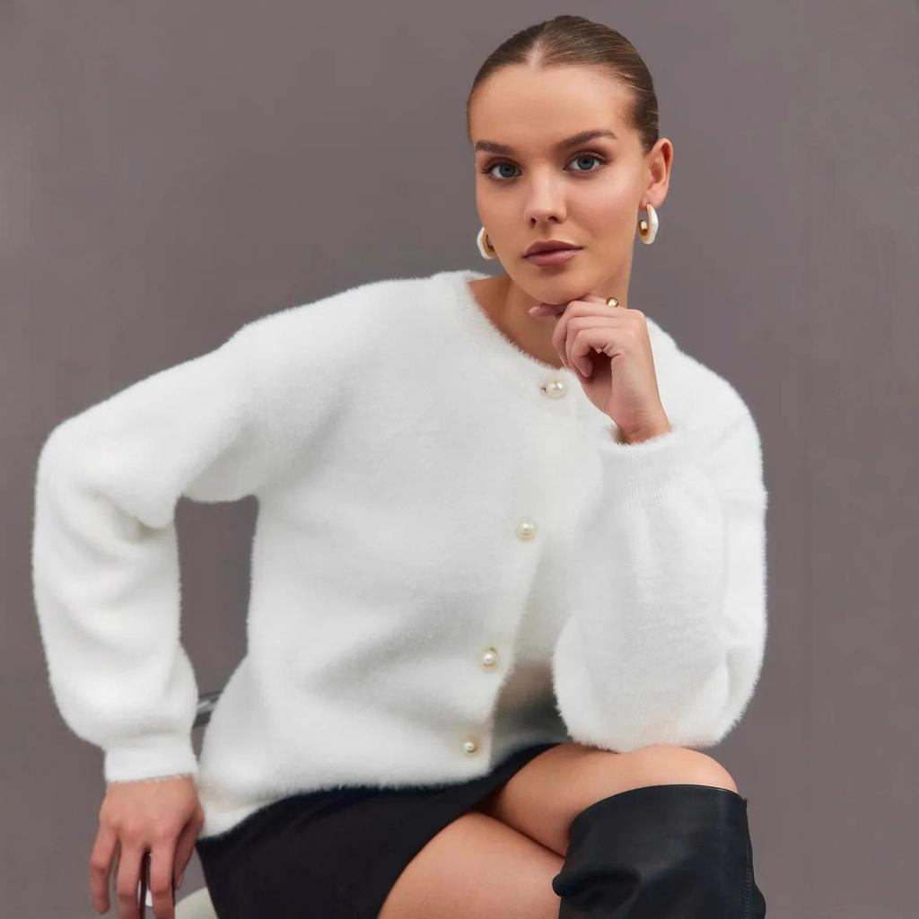 White imitation mink fleece cardigan sweater women's autumn and winter new short plush top loose lazy wind knitted jacket