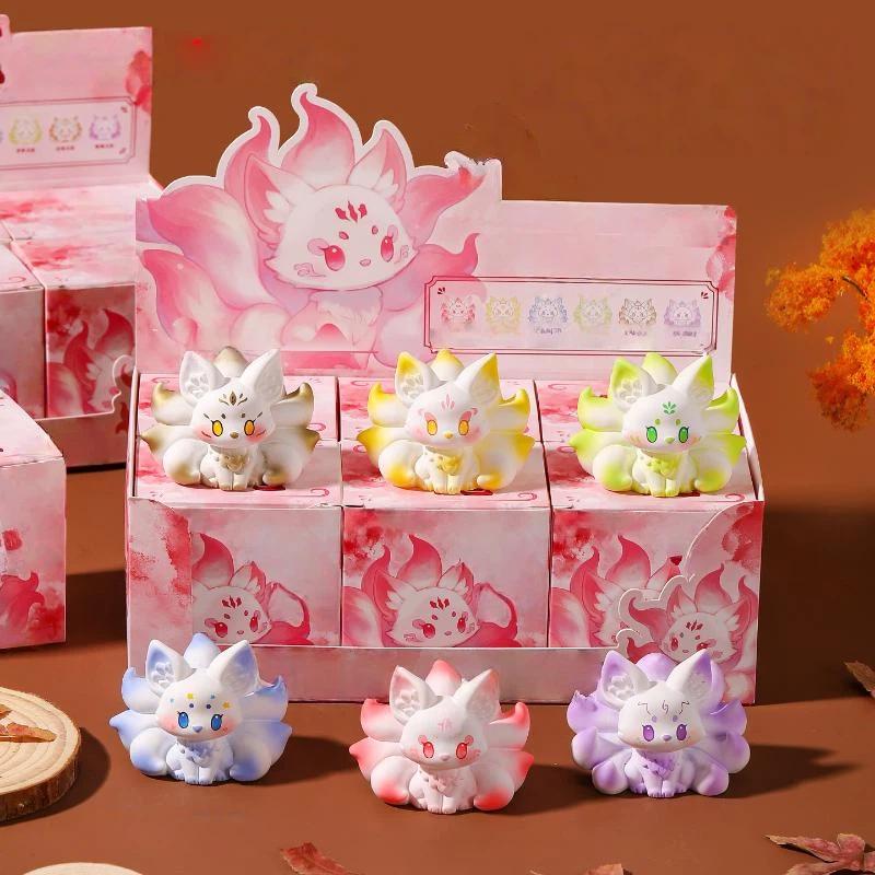 1Pcs Nine Tailed Fox Resin Car Ornament Handcrafted Exquisite Desktop Decoration for Office Study Fox Lovers Birthday Gift