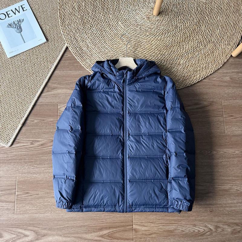 Unisex Lightweight Down Jacket: High-Quality, Stand-up Collar, for Autumn/Winter Outdoor Mountaineering