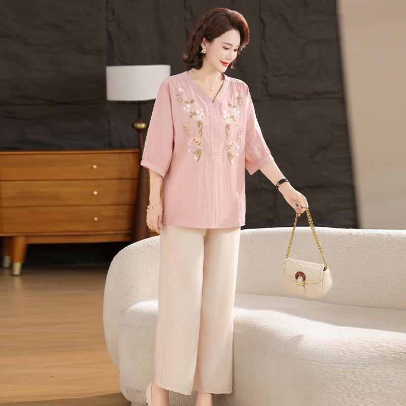 Elegant Summer Cotton Linen Set: Stylish 2026 Short-Sleeved Top for Middle-Aged and Elderly Women's Fashion