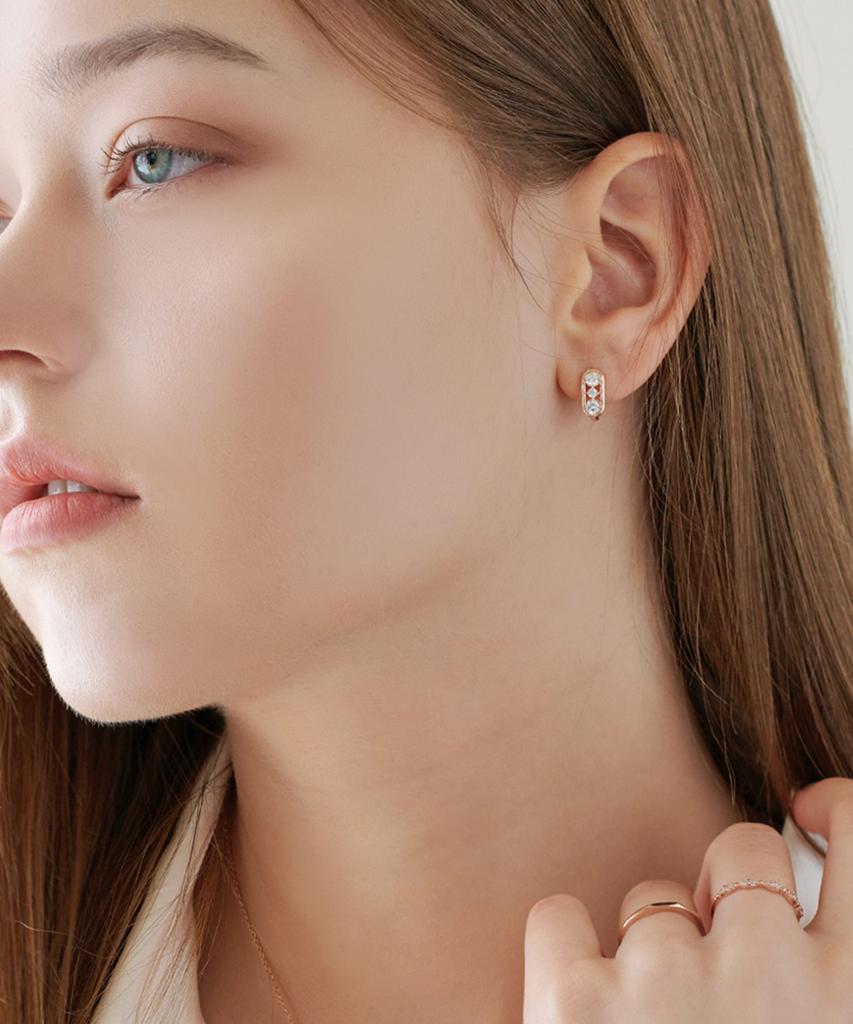 Loveenb [14K Gold] Emma Oval Cubic Earrings