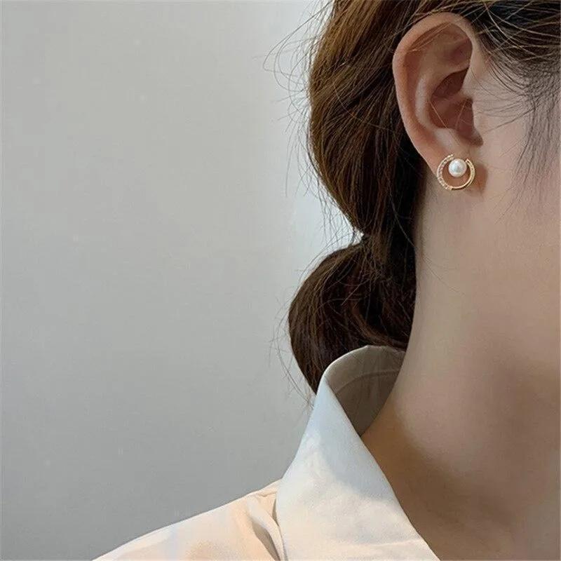 1 Pair Fashion Women Exquisite Pearl Round Stud Earrings for Women Crystal Jewelry