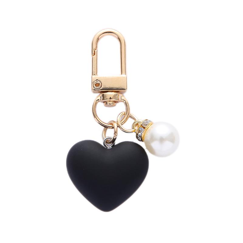 Black White Frosted Heart Keychain With Pearl Charms Trendy Headphone Case Bag Ornaments For Couples Friendship Gift Accessories