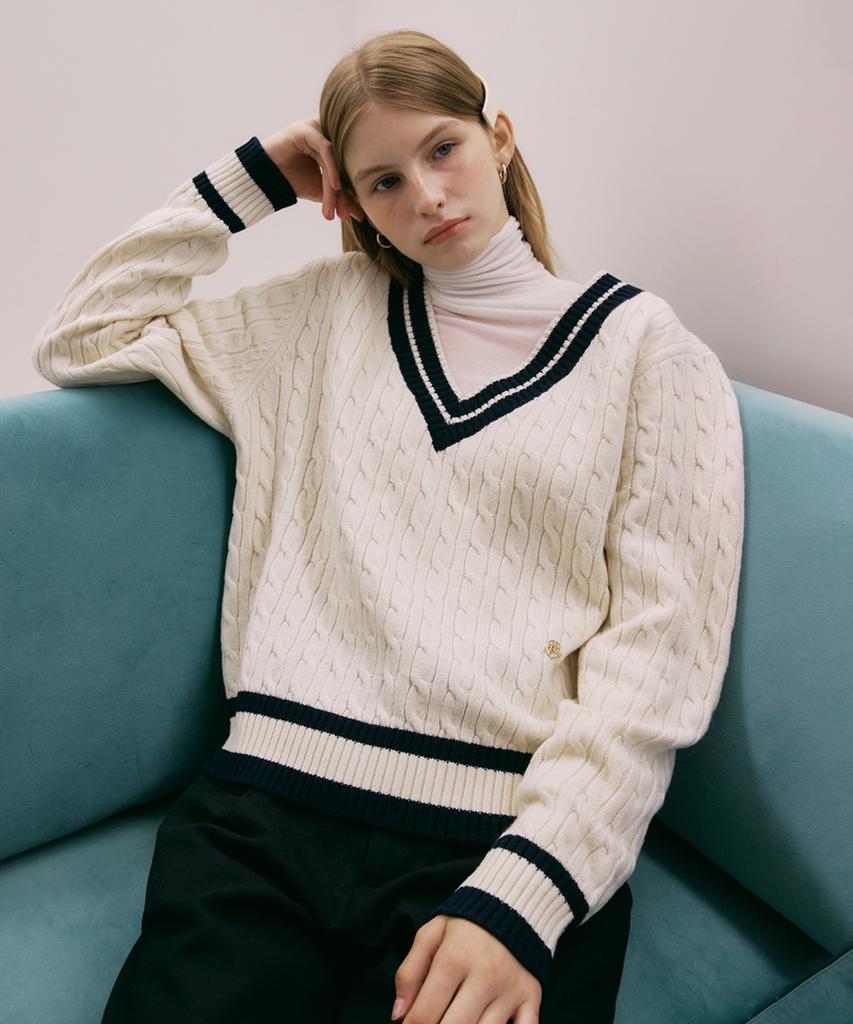 Malittepeulangsowajeobeo V Neck Cable Knit Pullover Ivory