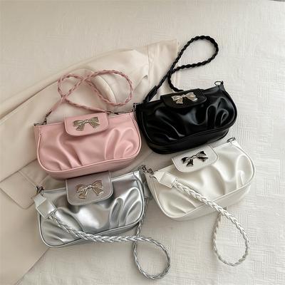 Beautiful Personality Trendy Underarm Bag Fashion This Year's Popular Bag for Women's New Commuter One-shoulder Small Square Bag