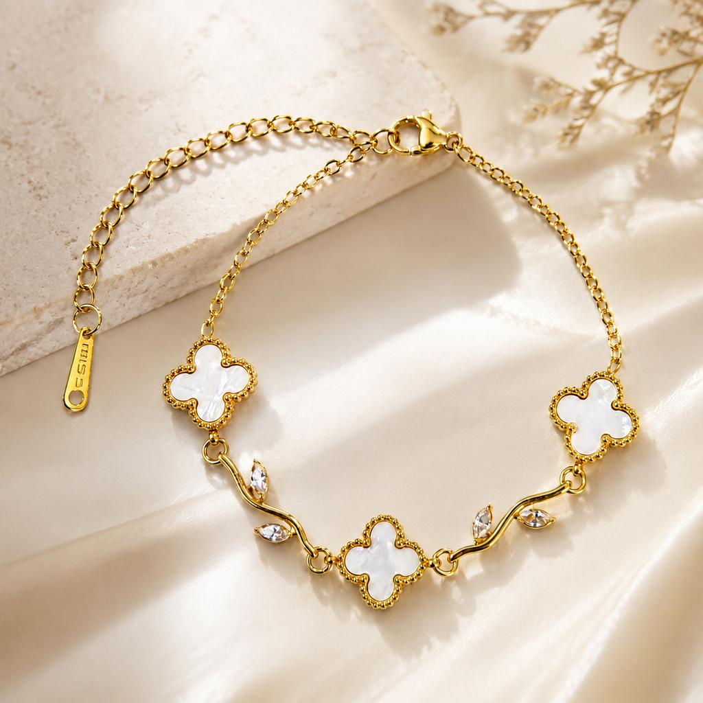 European and American Light Luxury Four-leaf Clover Zircon Bracelet Female Titanium Steel Does Not Fade Niche High-end Accessories