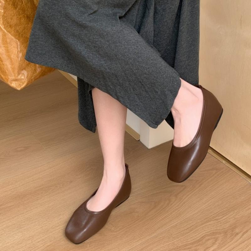 Fashion Round Toe Work Women's Flat Shoes 2025 Spring And Autumn Fashion Comfortable Casual Women Shoes Soft Soled Leather Women Shoes